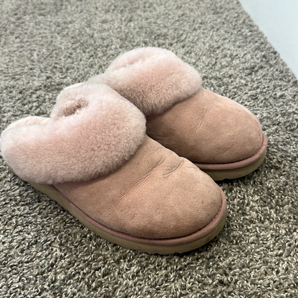 Pink ugg slippers